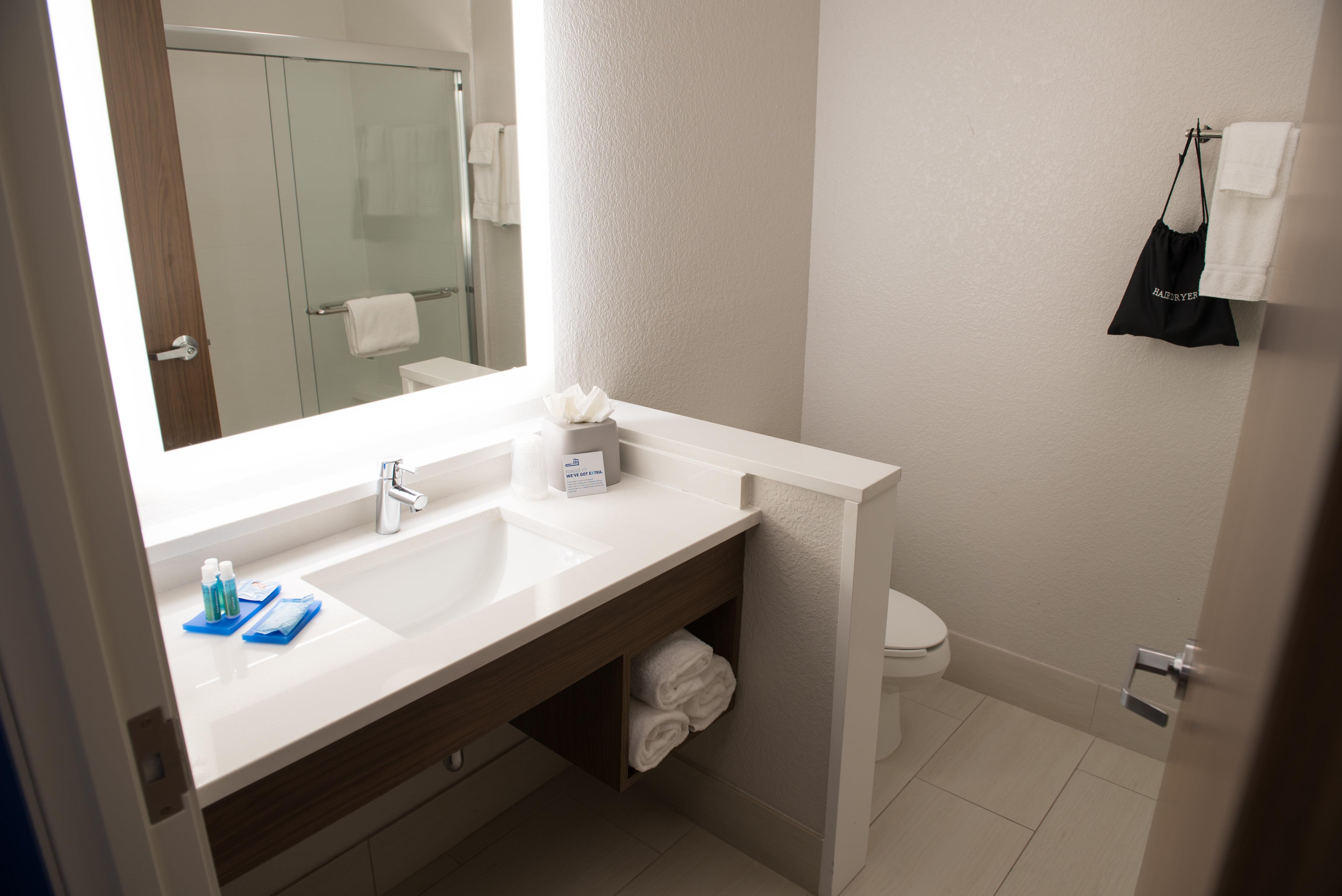 Sunnybrook Acres Holiday Inn Express & Suites - Fort Wayne North By Ihg מראה חיצוני תמונה
