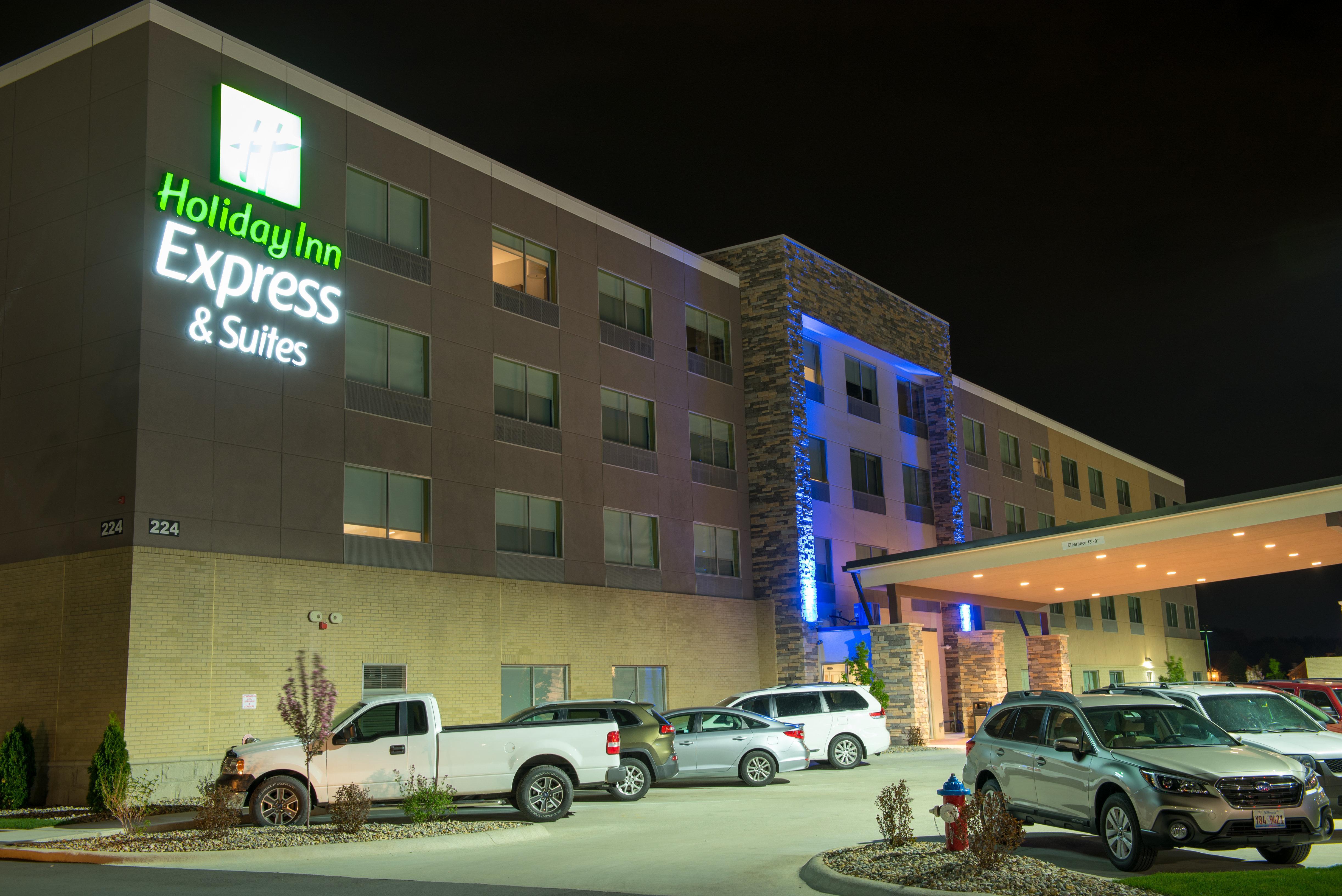 Sunnybrook Acres Holiday Inn Express & Suites - Fort Wayne North By Ihg מראה חיצוני תמונה