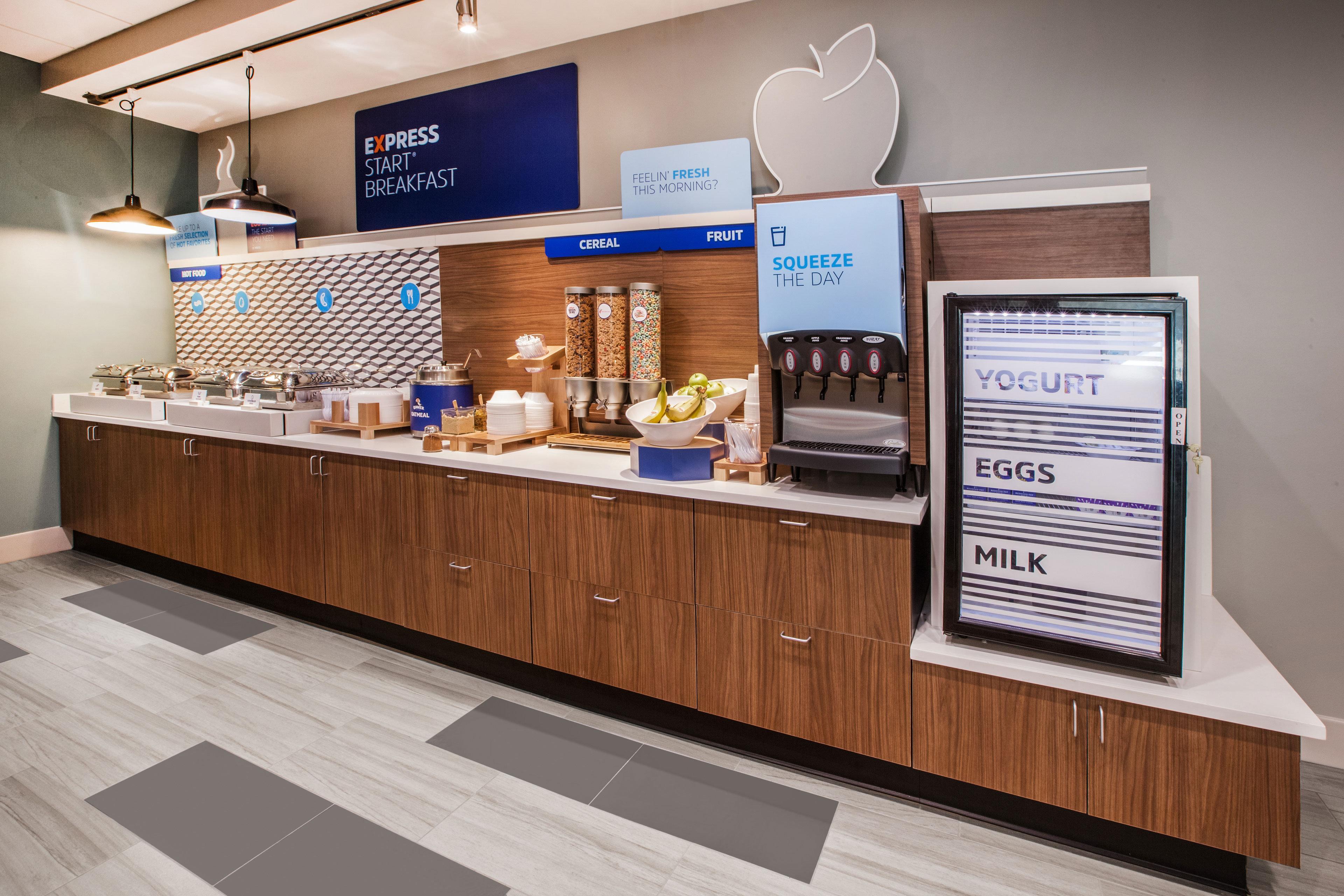 Sunnybrook Acres Holiday Inn Express & Suites - Fort Wayne North By Ihg מראה חיצוני תמונה