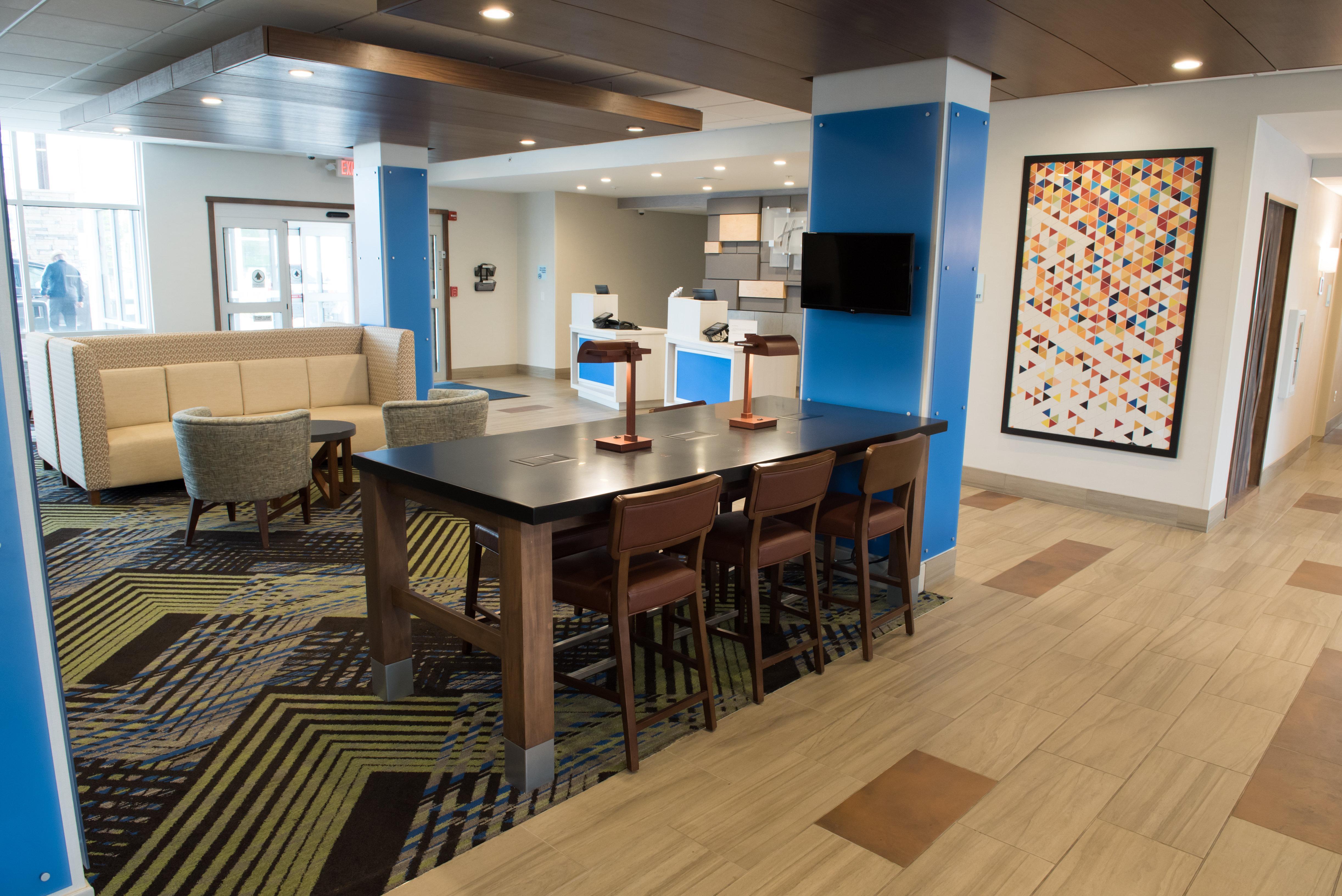 Sunnybrook Acres Holiday Inn Express & Suites - Fort Wayne North By Ihg מראה חיצוני תמונה