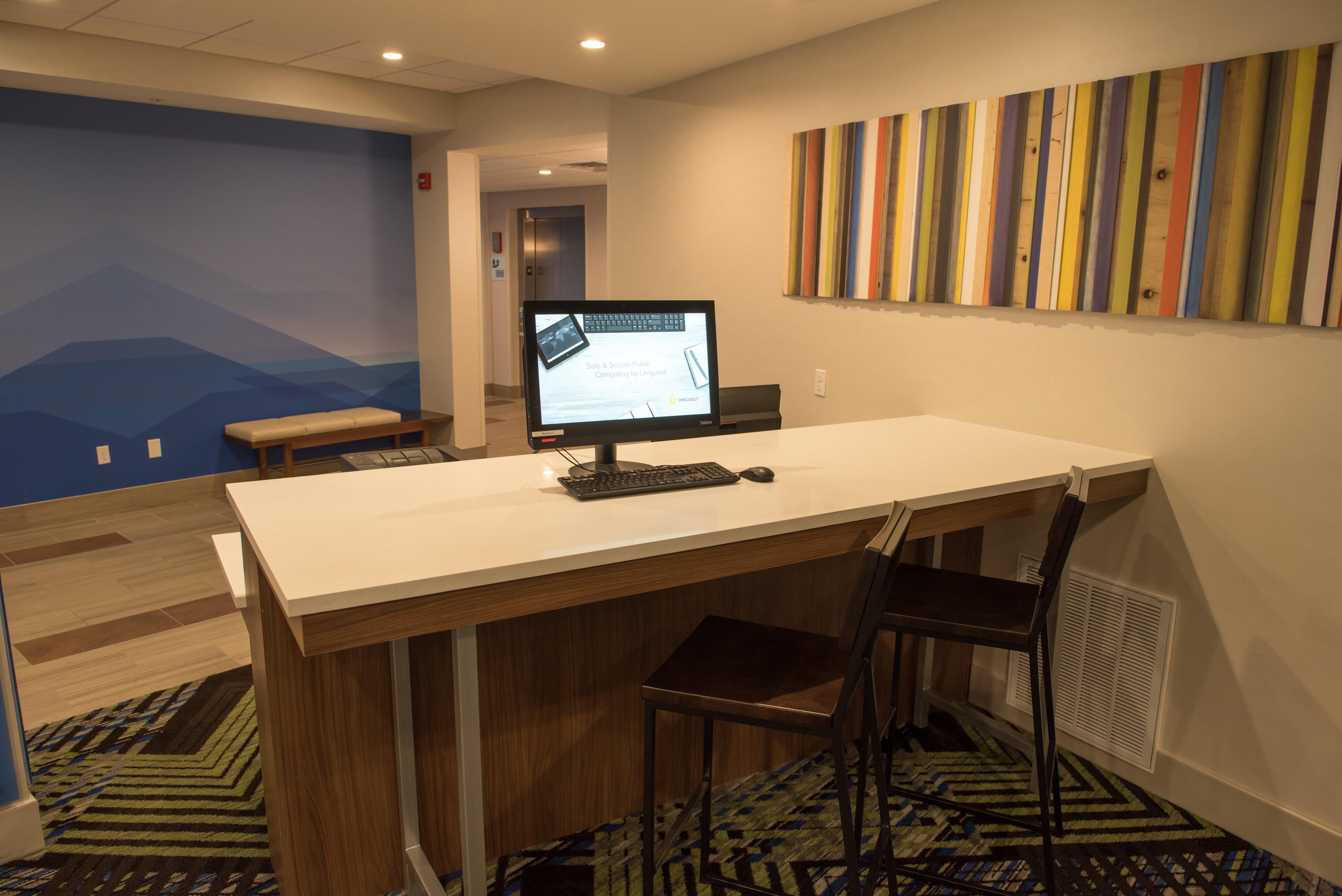 Sunnybrook Acres Holiday Inn Express & Suites - Fort Wayne North By Ihg מראה חיצוני תמונה