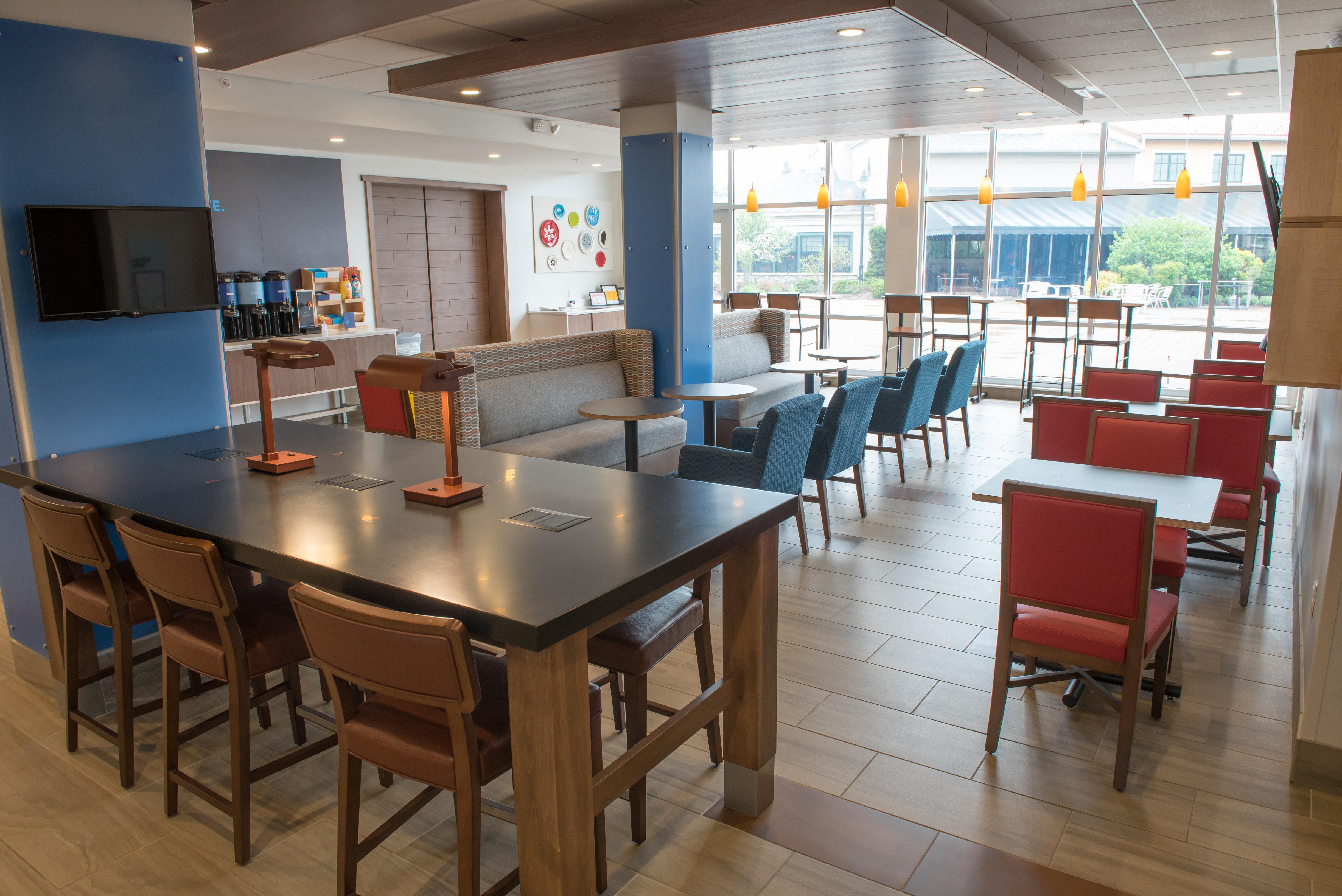 Sunnybrook Acres Holiday Inn Express & Suites - Fort Wayne North By Ihg מראה חיצוני תמונה